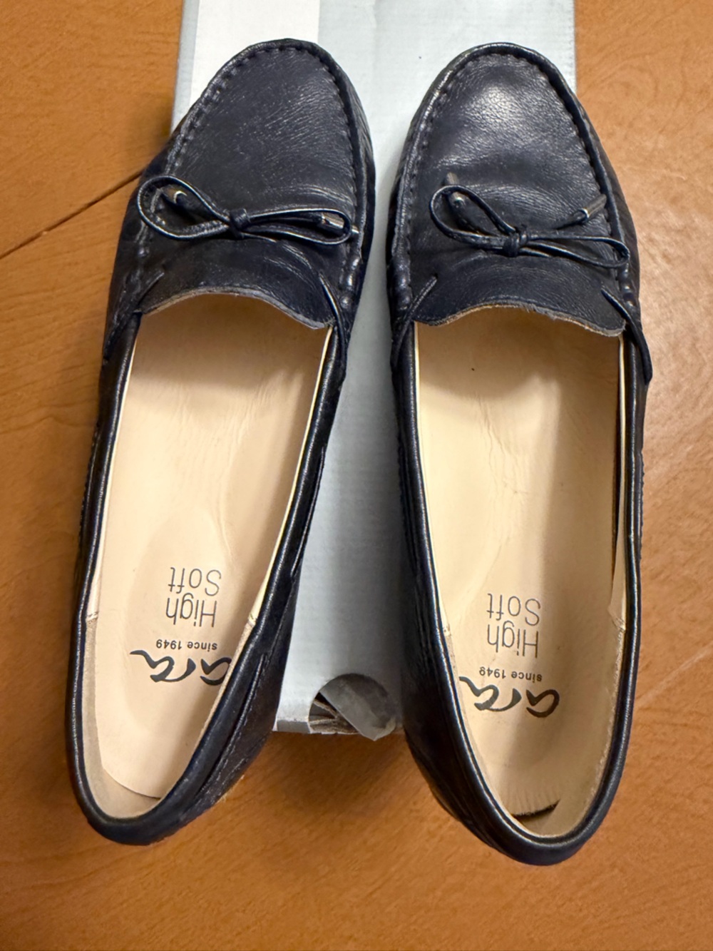 Ara Navy Leather Bow Accent Women's Loafers